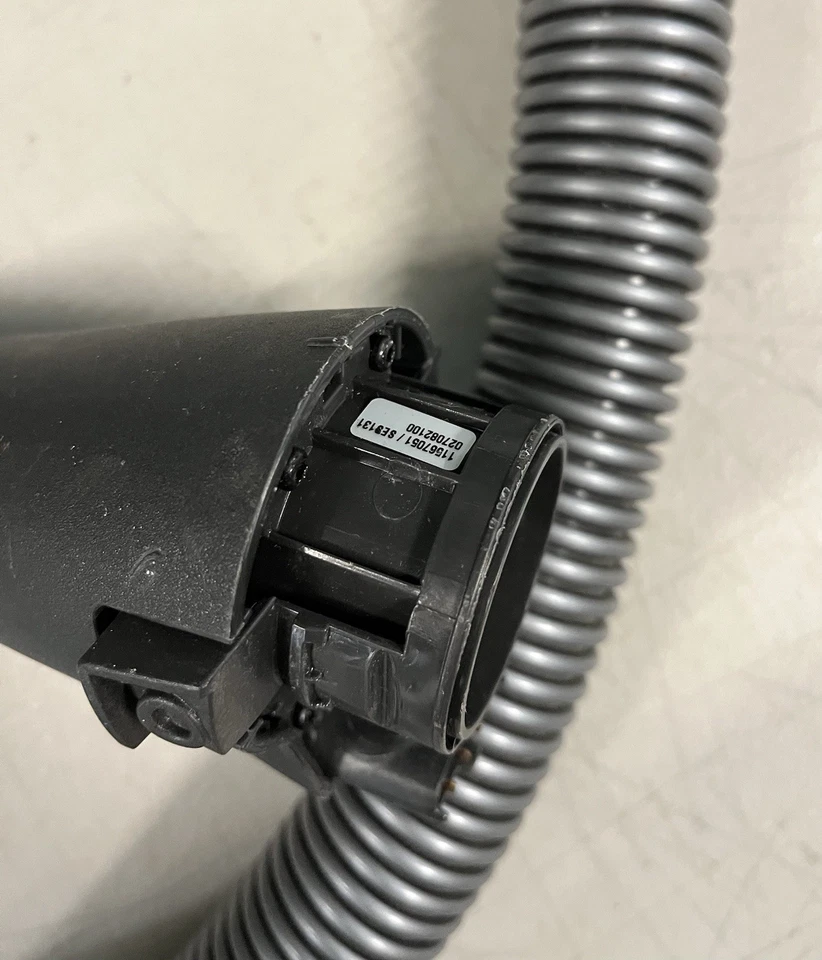 Mangueira elétrica MIELE SES131 com controles de velocidade variável - Funcionamento testado - Imagem 4 de 4