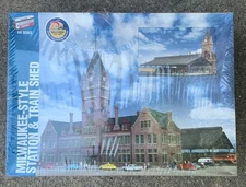 HO Walthers Cornerstone 933-2943 Milwaukee Station & Train Shed HO1674 Sealed