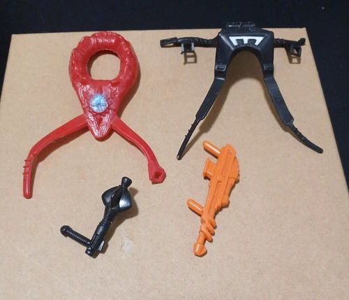 Vintage MOTU Lot Of 4 He-Man Weapons and Accessories 1980s Mattel