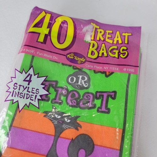 Vtg 1995 Halloween Treat Bags Black Cat Witches Pumpkins Bats 40 Bags Total USA - Picture 6 of 14