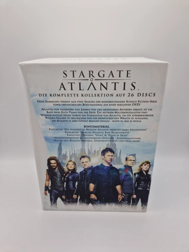 Stargate: Atlantis - Die komplette Kollektion (inkl. Bonus-Disc) [26 DVDs] GEP - Bild 2 von 3