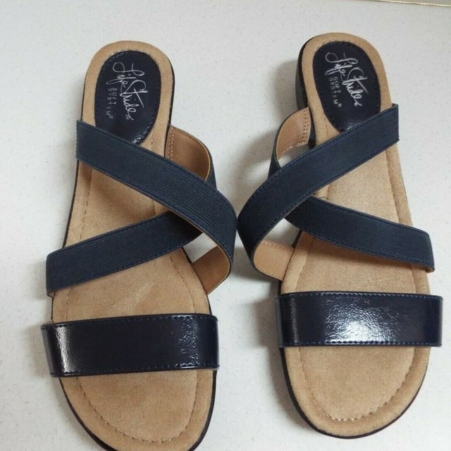Life Stride Status black strappy sandals Size US 9.5 Medium Nearly New | eBay