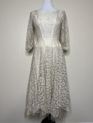 cream lace knee length wedding dress Vtg 50's 3/4 Sleeve size 4 Scallop Hem Champagne Mia