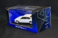 AUTOart 1/43 Jaguar XJR X308 White Diecast Model Car Collectible New