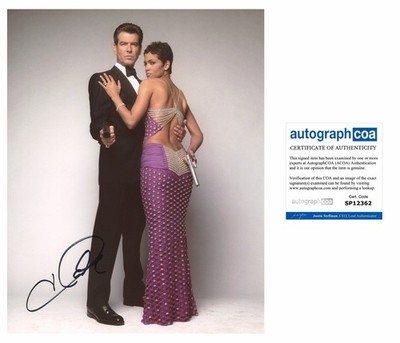 Halle Berry ''007 James Bond Die Another Day'' Autogramm signed 10x8 Foto ACOA