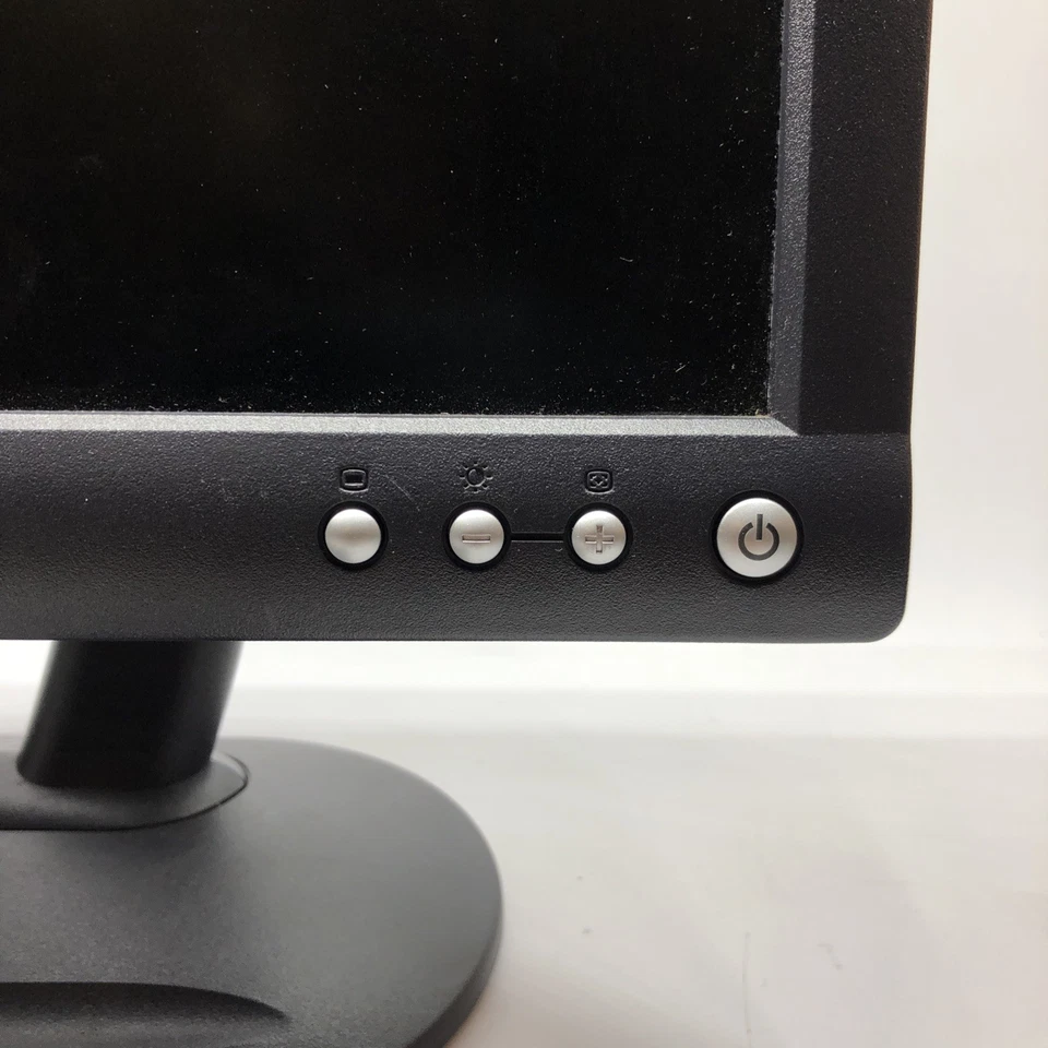 Dell E153FPc 15-Inch TFT LCD Monitor With Power Cord - Image 4 of 4