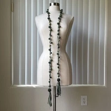 Green Multi-material waist chain and necklace with heavy-duty bead stringing 