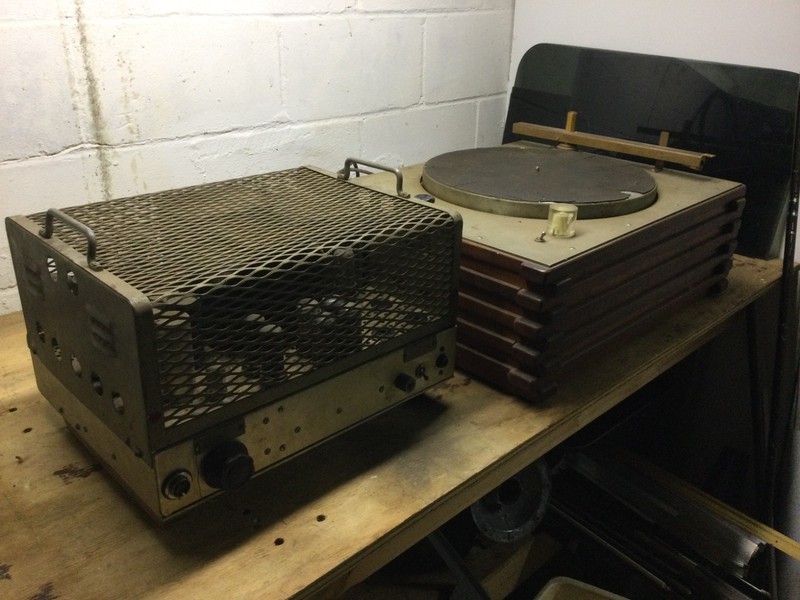Vintage  Hi Fi mono tube amplifier, Rek-O-Kut  turntable? & Pickering tone arm.