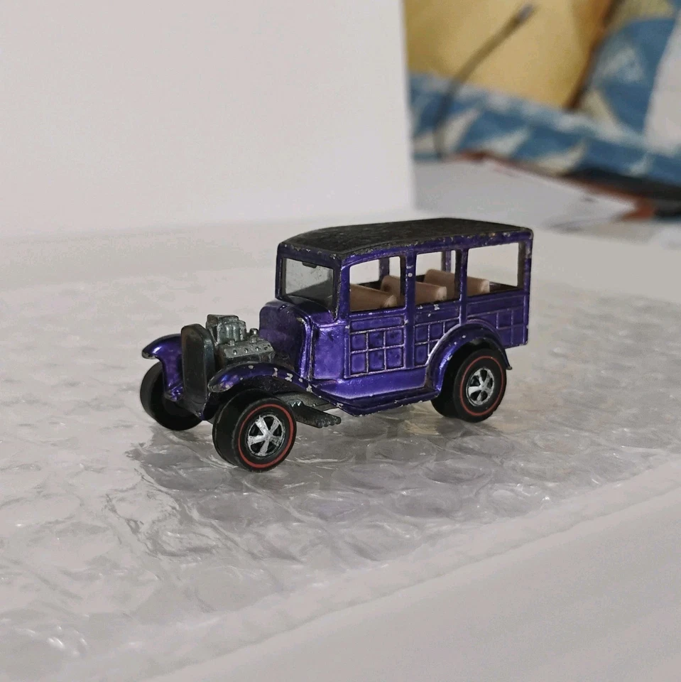 Hot Wheels 1969 Redline Classic '31 Ford деревянный фиолетовый, легкий Int, тонкая текстовая крыша - Изображение 2 из 4