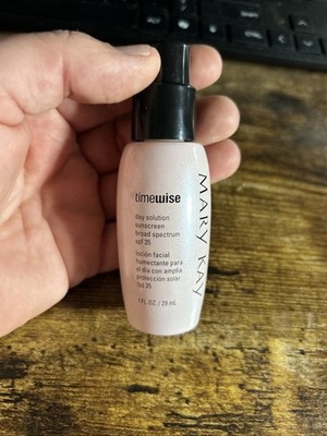 MARY KAY TIMEWISE DAY SOLUTION SUNSCREEN SPF 35 -RARE - DISCONTINUED
