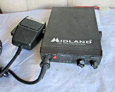 Vintage Midland International Model 77-106 CB Radio Transceiver w/ Mic Untested