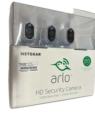 ARLO Smart Home by Netgear - HD Überwachungskamera Set mit 3 Kameras (ITR34974)
