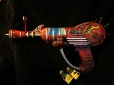 Unpainted Ray Gun Call of Duty Zombies Plastic 3d printed model kit 1:1 Scale