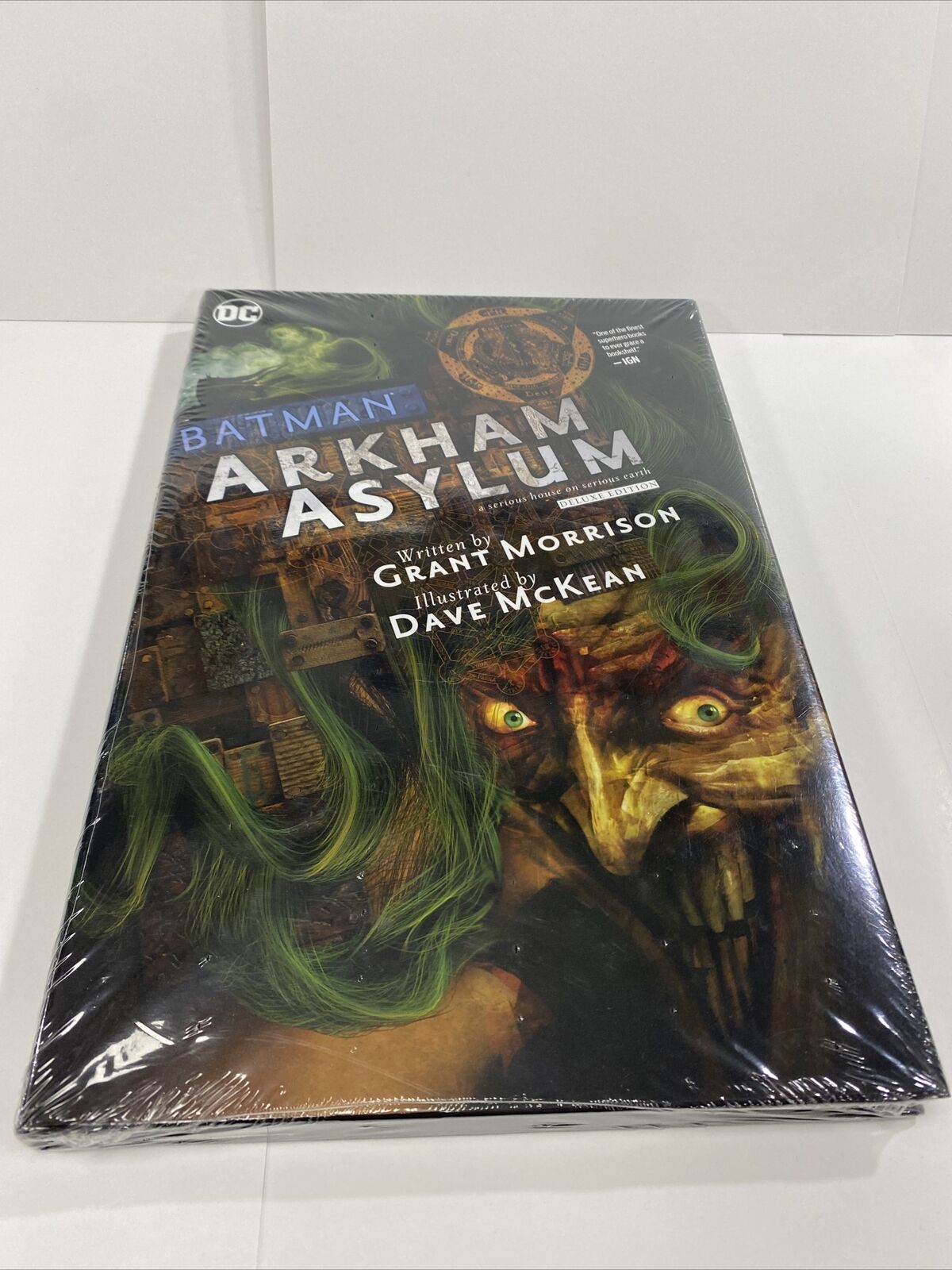 Batman: Arkham Asylum The Deluxe Edition Format: Hardback