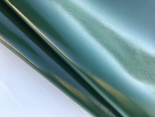 Pelle canguro colore verde smeraldo