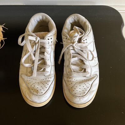 Vintage women Nike Dunk Low white size 6 1/2