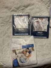 Halo Bassinest Accessory White Waterproof Wash Mattress Pad  2 Fitted Sheet