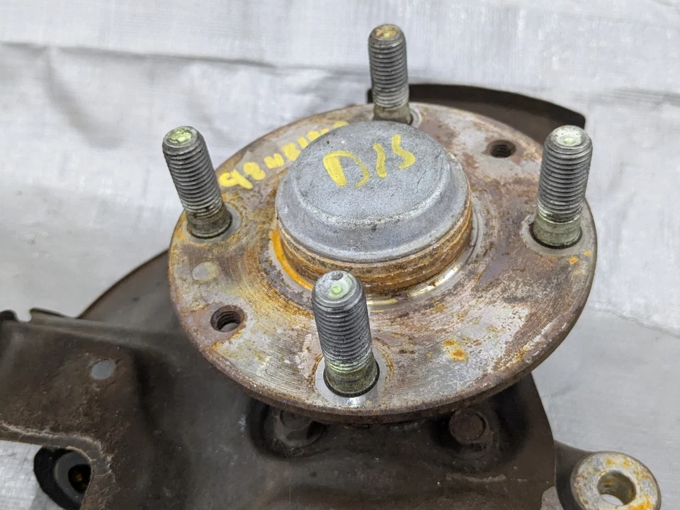 Par de nudillos de buje de husillo delantero izquierdo y derecho Mazda Miata 1999-2005 99-05 98NB18G Foto 4 de 4