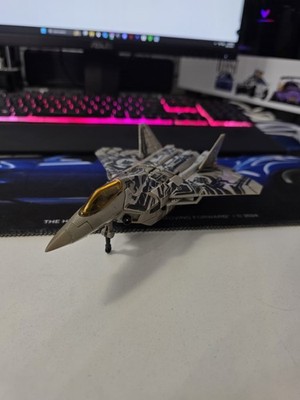 Hasbro Transformers Revenge Of The Fallen Voyager Class Starscream Action Figure