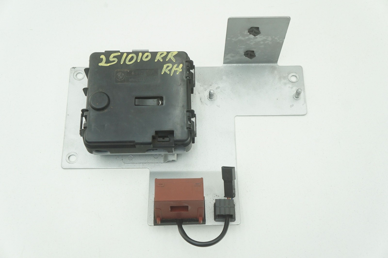 Battery Distributor Box Assembly OEM 6112014362 Rolls Royce Phantom Vii 2006