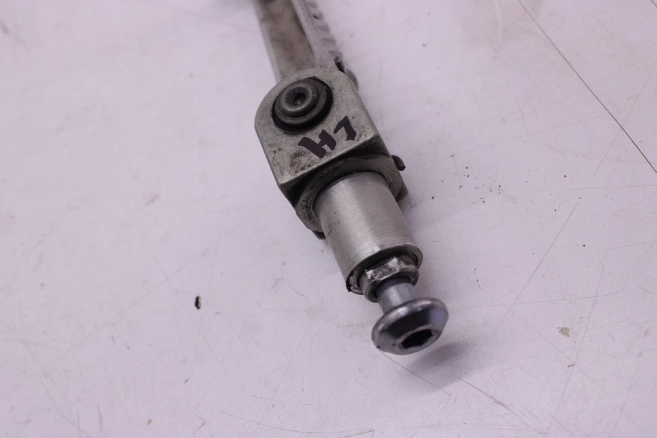 00-03 YAMAHA YZF R1 OEM LEFT FRONT FOOT REST PEG STEP Foto 4 de 4