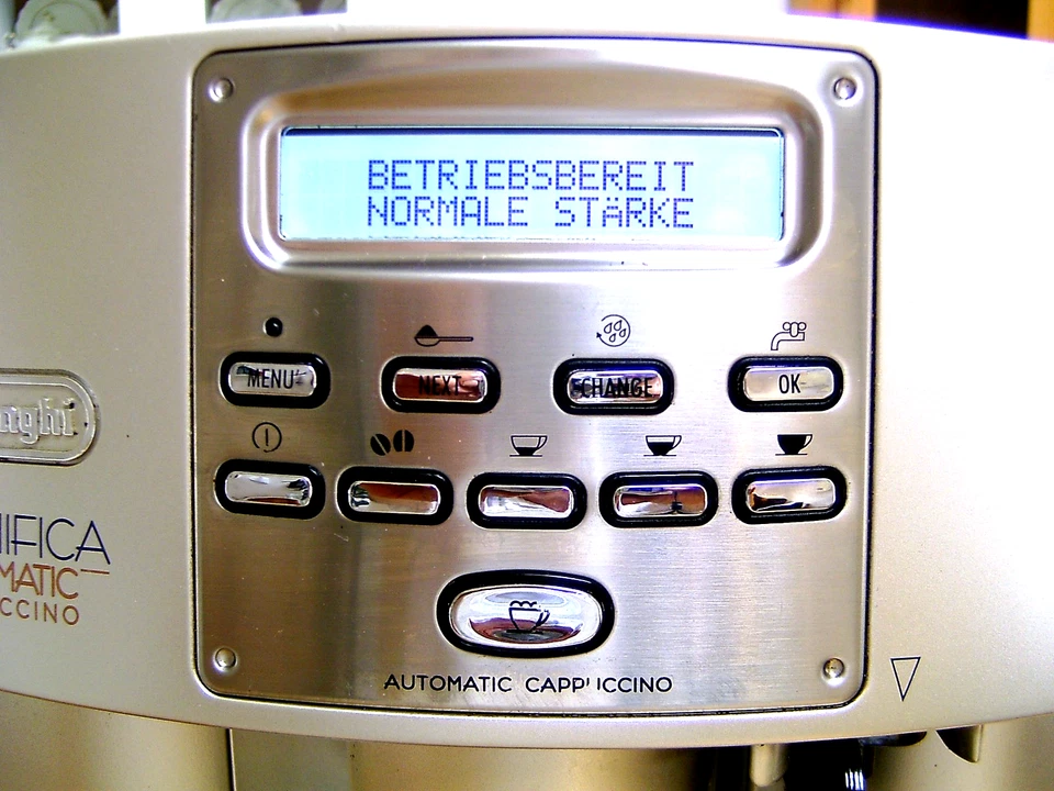 DeLonghi Magnifica ESAM 3500S Autocappuccino, Generalüberholt,   Gewährleistung  - Bild 4 von 4