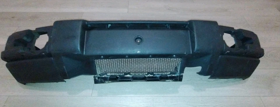 Cubierta de parachoques delantero Land Rover Discovery 2 2003-2004 reacondicionada Foto 2 de 4