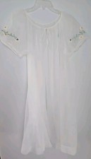 Miss Elaine Babydoll 2 Layer Sheer Chiffon Peignoir Robe Nightgown w/ Daisies
