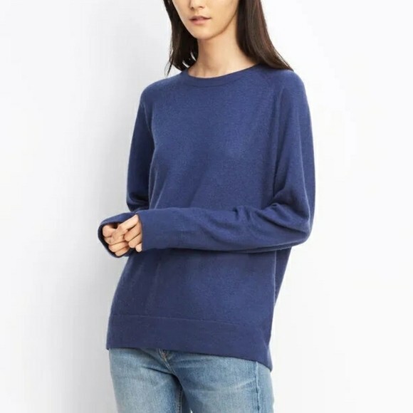Vince Seered Cashmere Raglan Crew Sweatshirt Sweater in Blue; XS