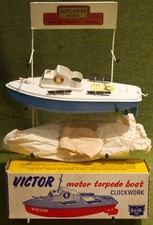 sutcliffe boats clockwork tinplate victor motor topedo boat boxed