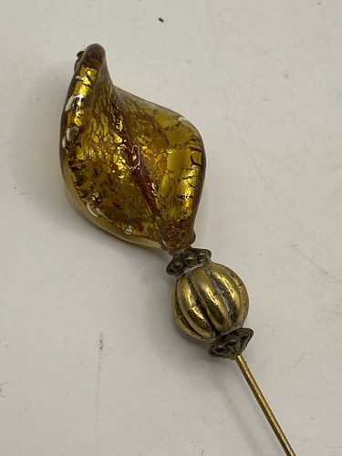 VINTAGE GLASS HAT PIN (532) SALE - Foto 2 di 3