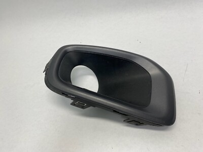 2015-2018 Jeep Renegade Front Bumper Right RH Fog Light Grille Cover 735585015DX