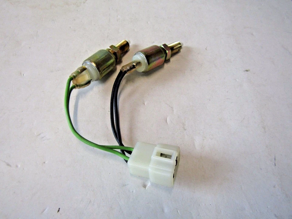 Interruptor de luz de freno estándar SLS-157 Foto 2 de 4