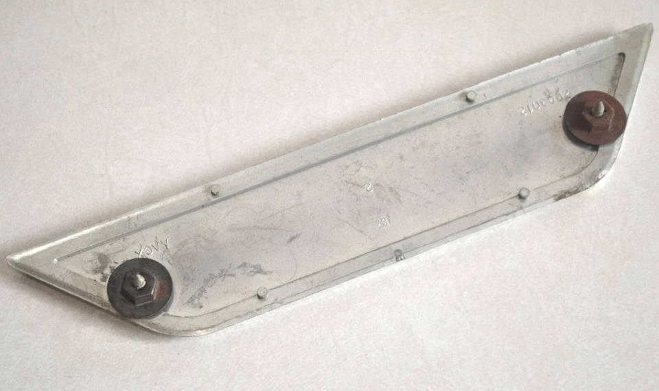 1960-1961 Plymouth Valiant rádio excluir painel bloco moldura acabamento painel moldagem - Imagem 3 de 4