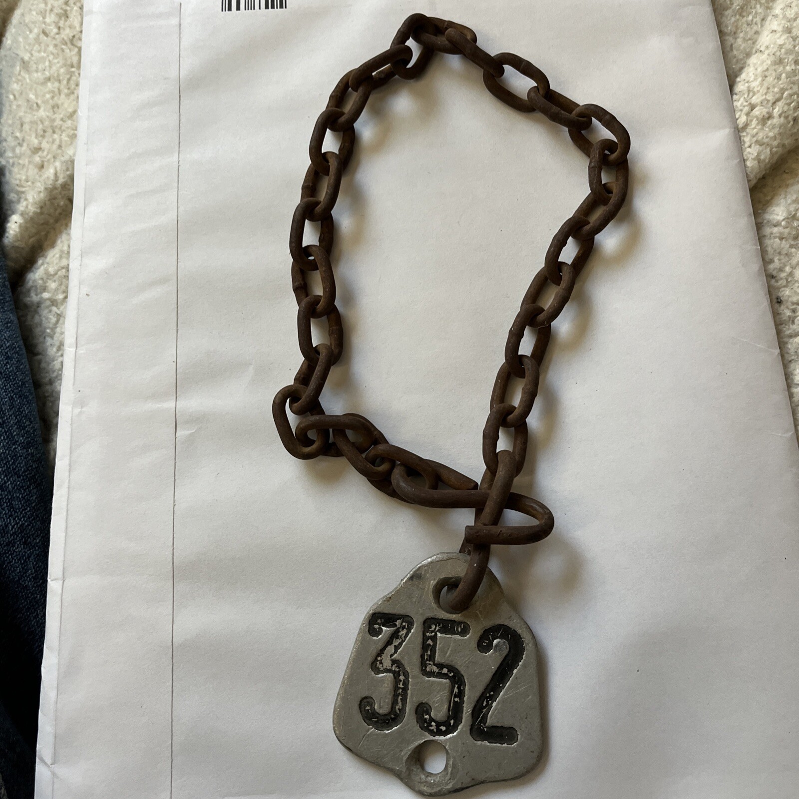 Vintage Aluminum Metal Cow Cattle Tag Large #352, 2-1/2” X 2-1/4” W/Chain 2 Side