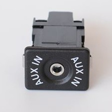 5M0035724 Audio Auxiliary Socket Non-deformed Wear-resistant 12V Voltage