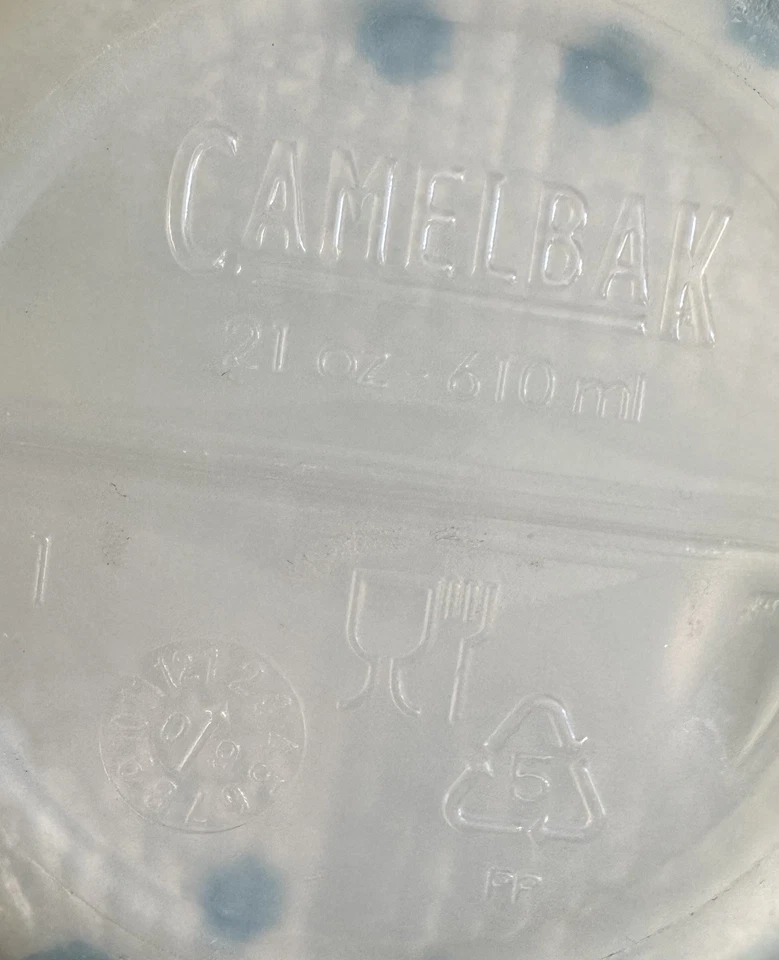 CamelBak Chill Jacket Bike Insulated Squeeze Water Bottle White/Blue, 21oz - Image 4 of 4