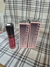 Mary Kay Nourishing Plus Lip Gloss Saprkle berry Exp 10/21