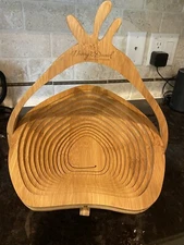 Harry & David Basket Bowl Trivit Pear Shaped Expandable Collapsible