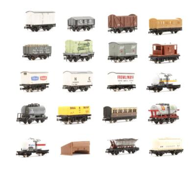 LIMA/TRIX/PECO/GRAHAM FARISH 'N' GAUGE LOT OF 20 ASSORTED WAGONS
