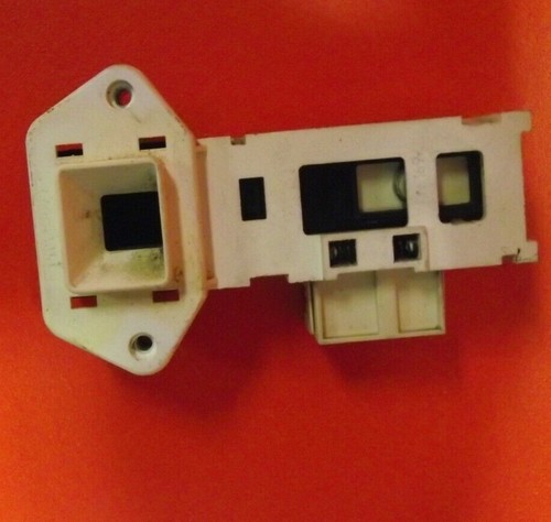 Waschmaschine BOSCH WFL2463GB/12 Türschloss