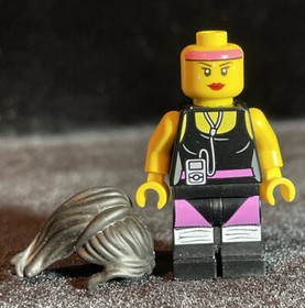 Lego Minifigure Cardio Carrie (TLM003) from The Lego Movie 70804