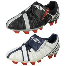 umbro kids football boots