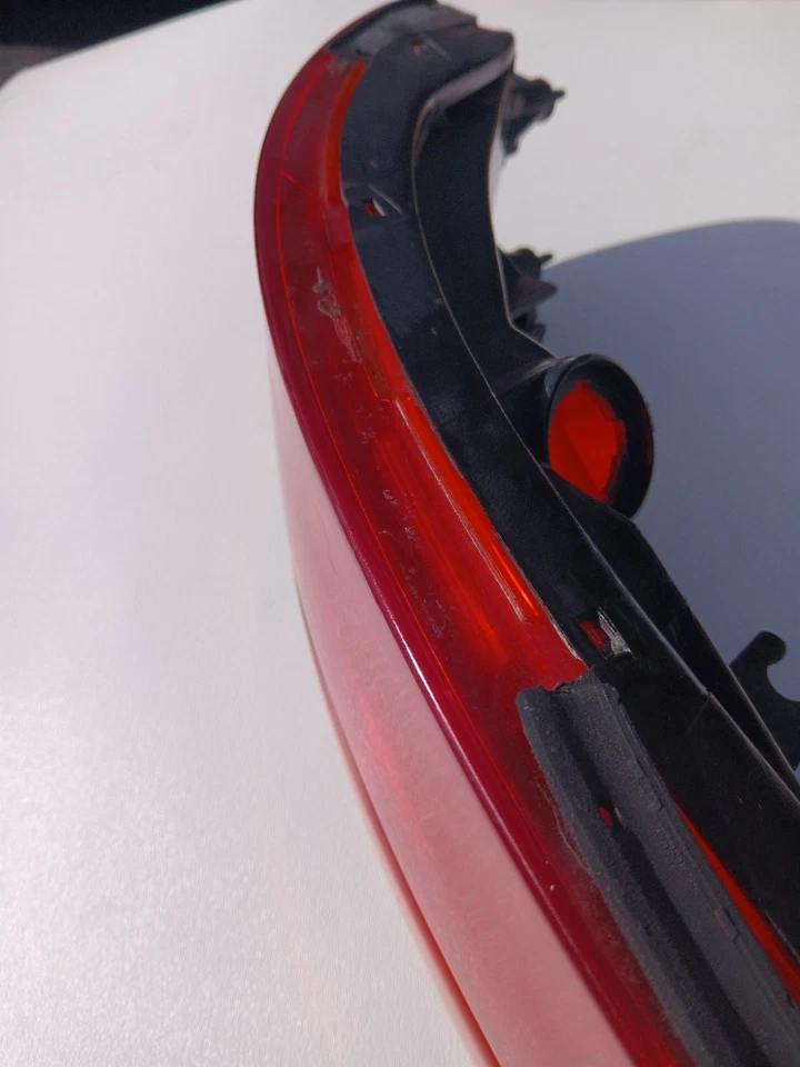 92-94 LEXUS SC300 SC400 MONTAJE DE LUZ TRASERA DERECHA PASAJERO OEM Foto 4 de 4