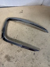 Genuine OEM Front Right Bumper Grille Trim 2015–2018 Kia Sedona SXL 86564-A9500