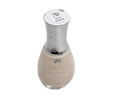 SALLY HANSEN Diamond Strength No Chip Nail Color 70 FIRST DANCE 0.45 oz Disconti