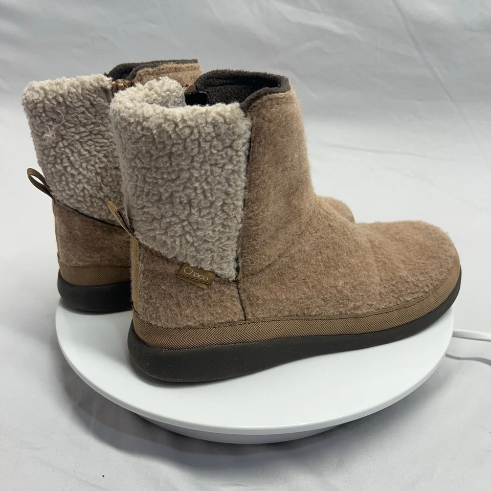 Chaco Women’s Revel Tall Boots Size 7.5 Brown Sugar Fleece Slippers - Image 4 of 4