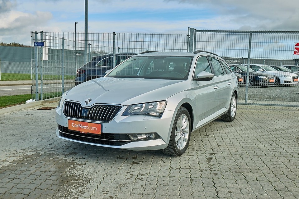 Skoda superb ambition