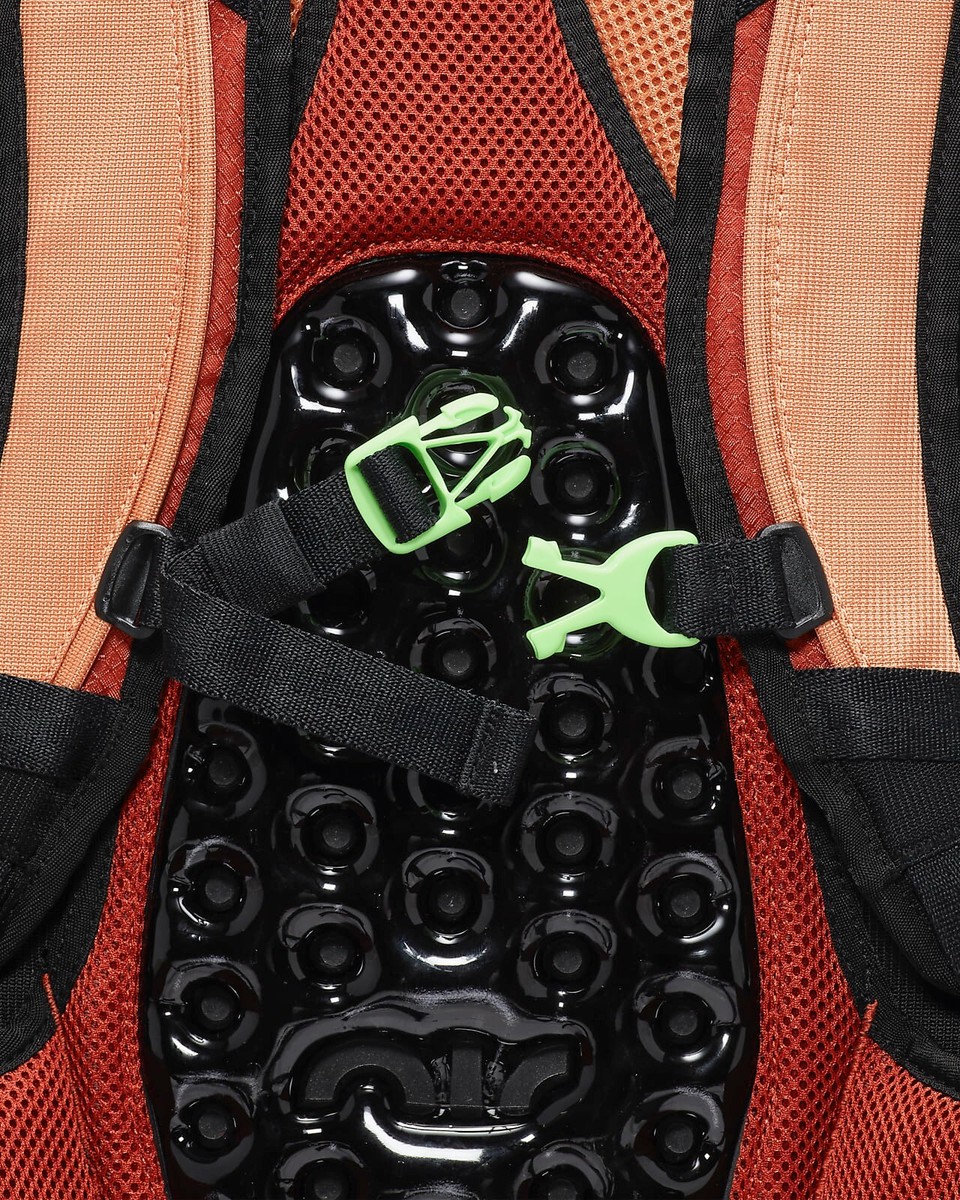 RARE Nike Air Max Backpack (17L) FN3533-013 Phantom/Rugged Orange 
