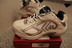 slip resistant converse womens